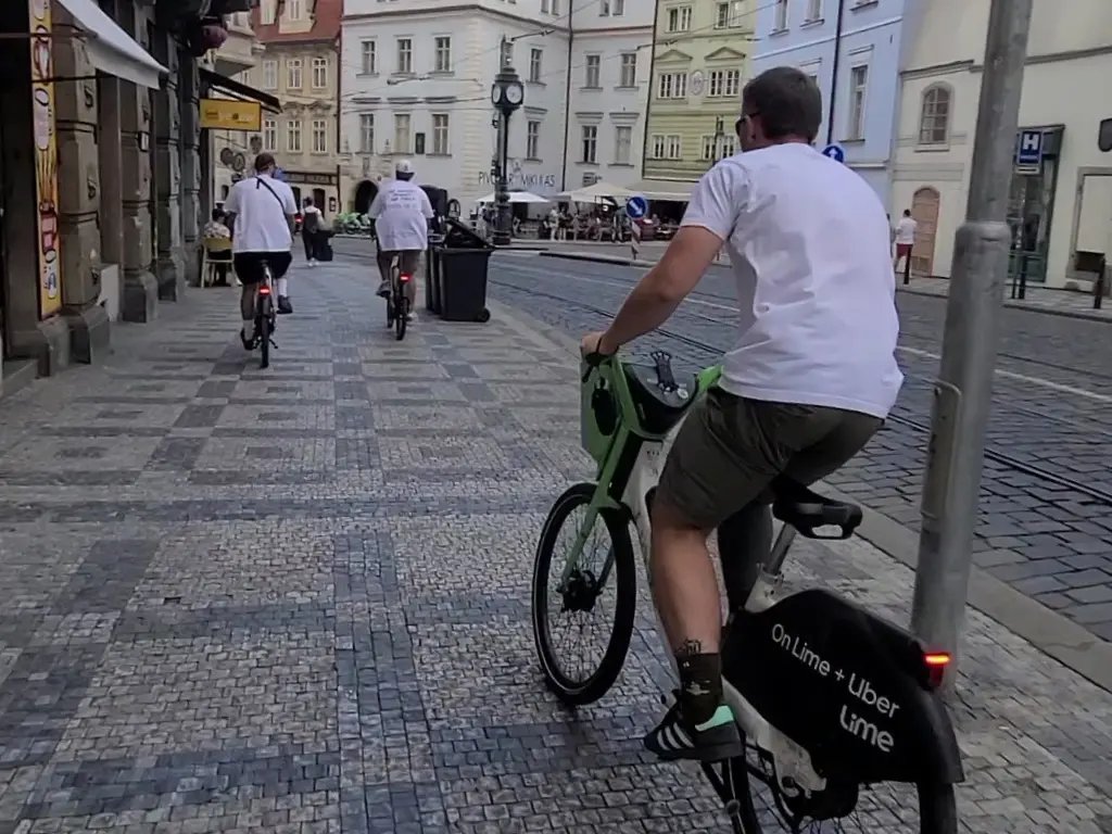 e-bikes prague, lime bikes