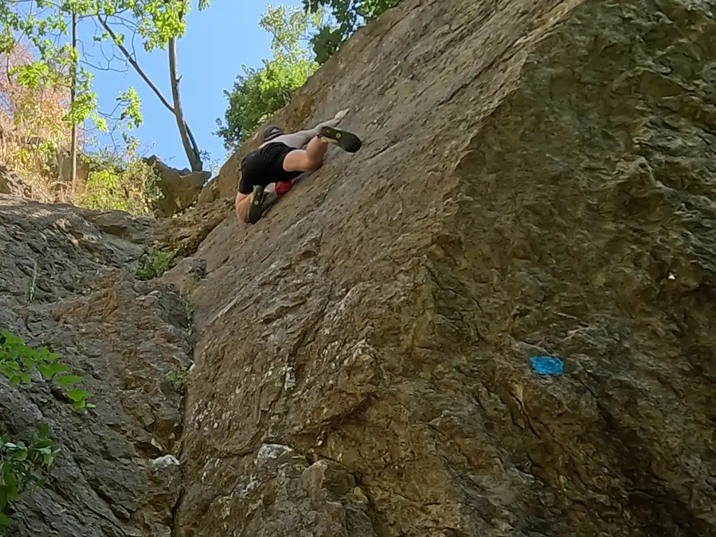 slab climbing free solo