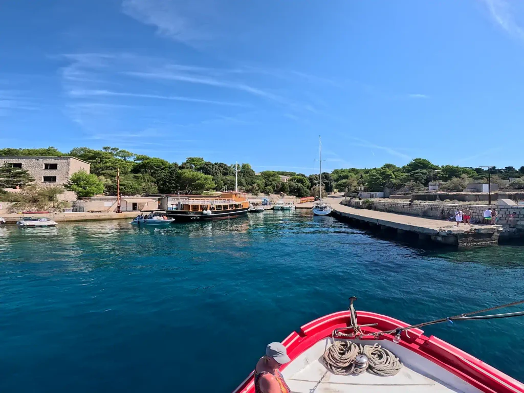Goli Otok Marina